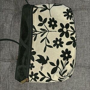 Embroidered Black Bird Danny K‎ Purse